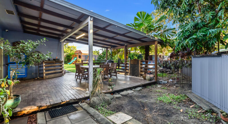 3 Crown Close, Edmonton QLD 4869