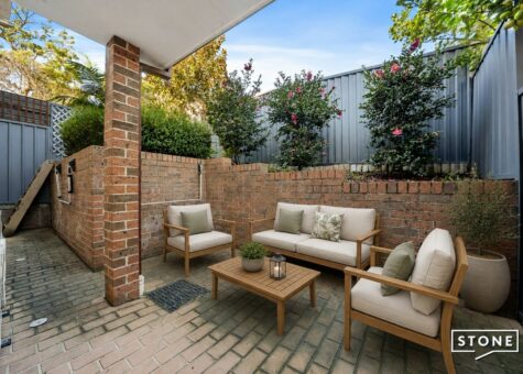 8/20 Davies Street