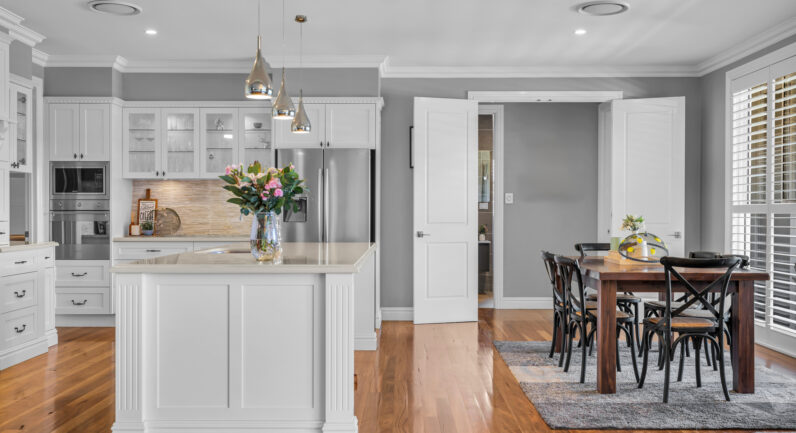 57 Sunnyside Drive, Ellis Lane NSW 2570