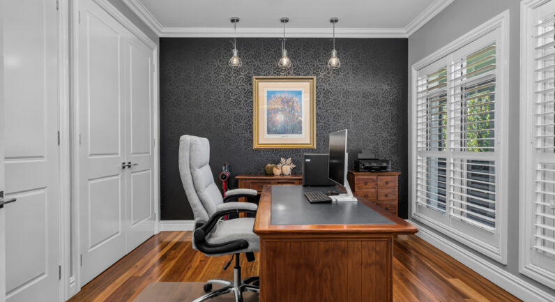 57 Sunnyside Drive, Ellis Lane NSW 2570