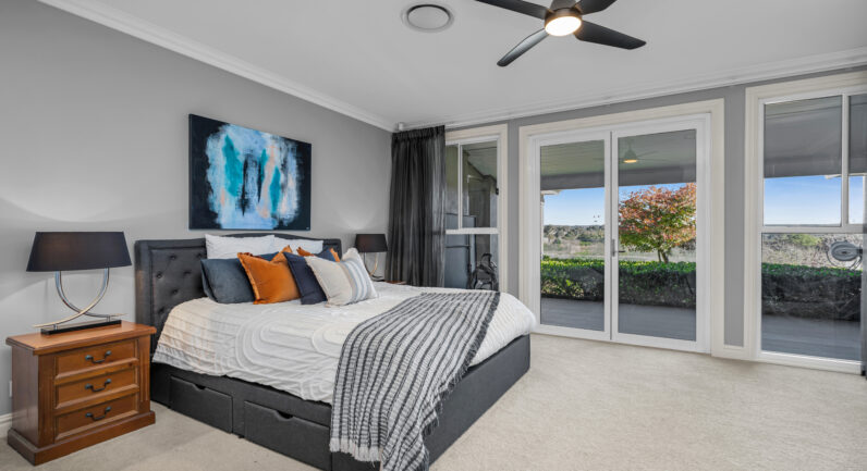 57 Sunnyside Drive, Ellis Lane NSW 2570