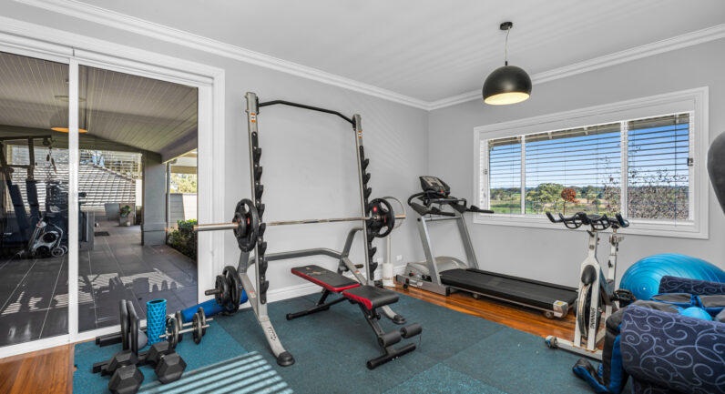 57 Sunnyside Drive, Ellis Lane NSW 2570