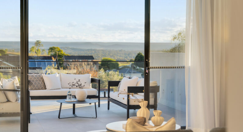 15B Nepean Towers Avenue, Glen Alpine NSW 2560