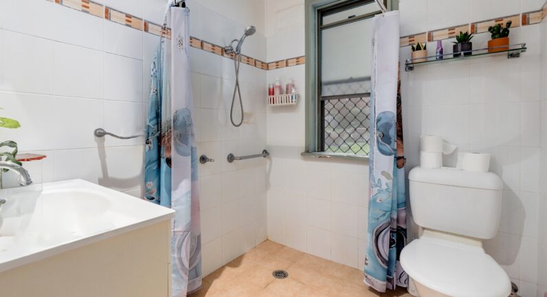 40 Clarence Ryan Avenue, West Kempsey NSW 2440