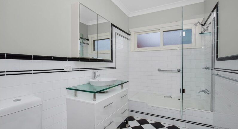 4 Oakes Road, West Pennant Hills NSW 2125