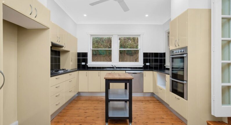 4 Oakes Road, West Pennant Hills NSW 2125