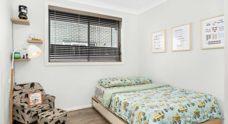 24 Poulton Terrace, Campbelltown NSW 2560