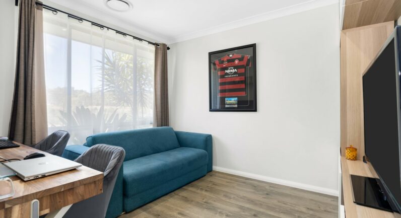 24 Poulton Terrace, Campbelltown NSW 2560