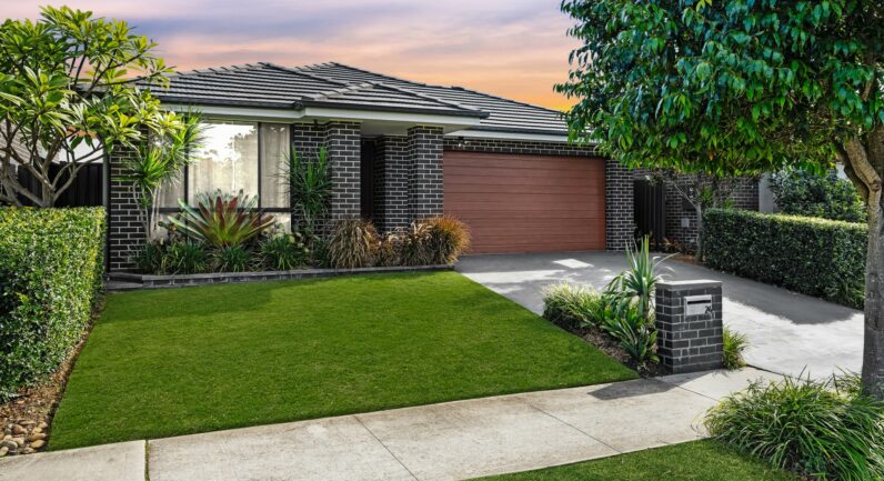24 Poulton Terrace, Campbelltown NSW 2560