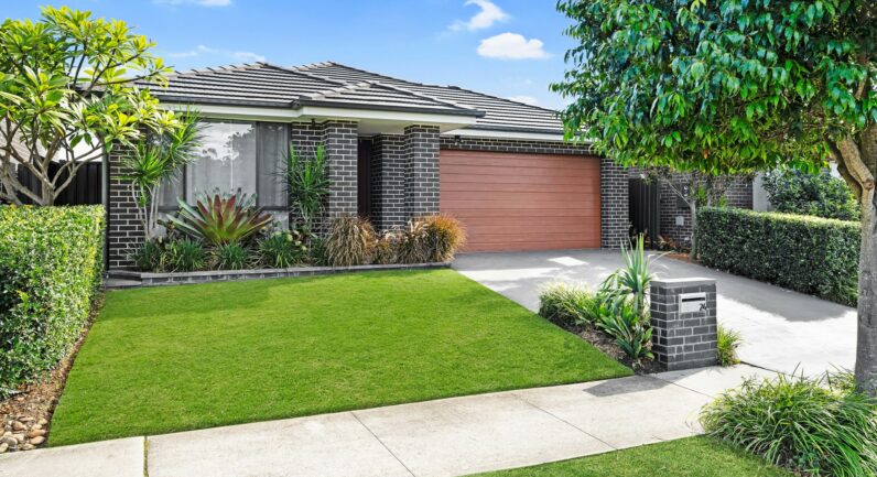 24 Poulton Terrace, Campbelltown NSW 2560