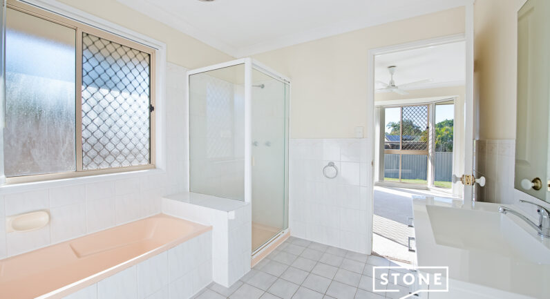 5 Highgate Court, Kallangur QLD 4503