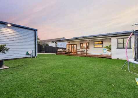 17 Brigalow Avenue