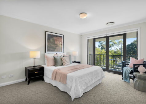 7 Donovan Boulevard