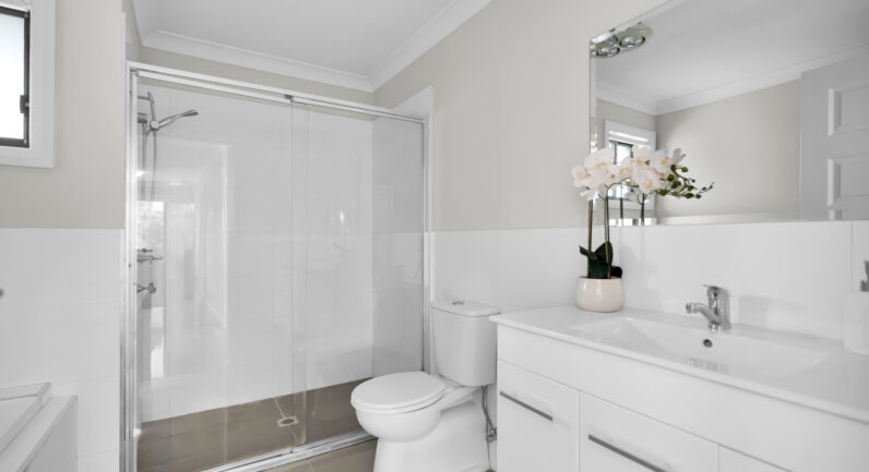 7 Donovan Boulevard, Gregory Hills NSW 2557