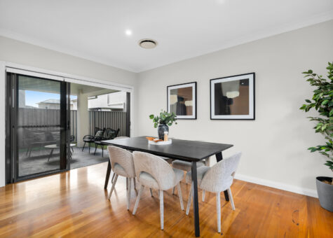 7 Donovan Boulevard