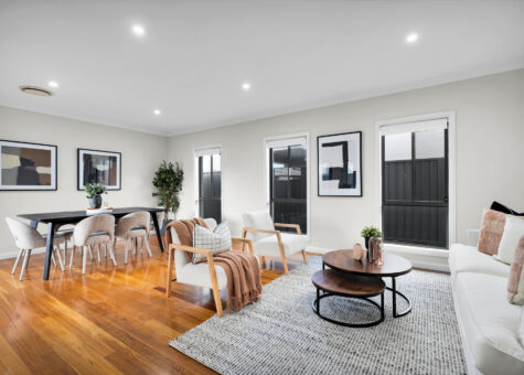 7 Donovan Boulevard