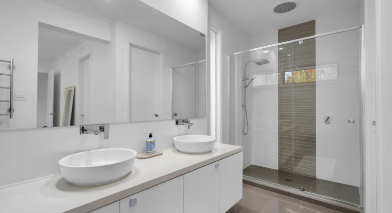 48 Cogrington Drive, Harrington Park NSW 2567