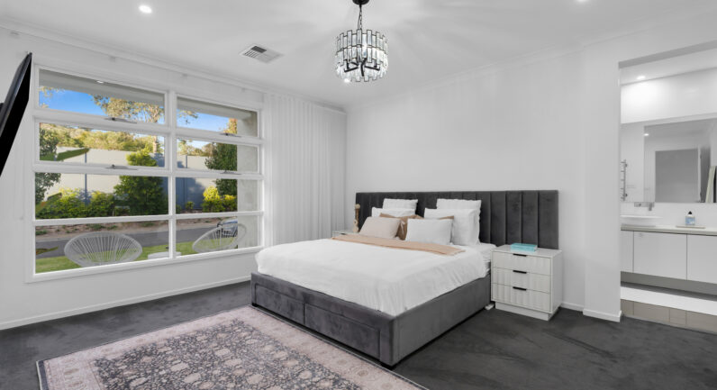 48 Cogrington Drive, Harrington Park NSW 2567