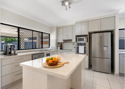 8 Bilgola Drive
