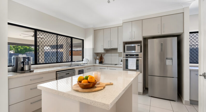 8 Bilgola Drive, Kewarra Beach QLD 4879