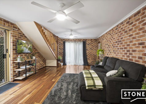 2/15 Vincent Street