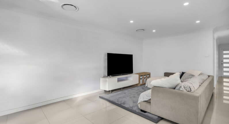 1/78 Epping Forest Drive, Kearns NSW 2558