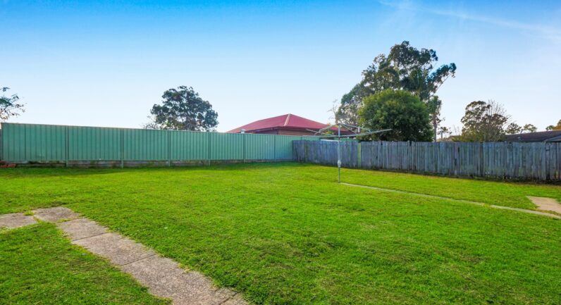 9 Rowley Place, Airds NSW 2560