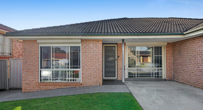 1/78 Epping Forest Drive, Kearns NSW 2558
