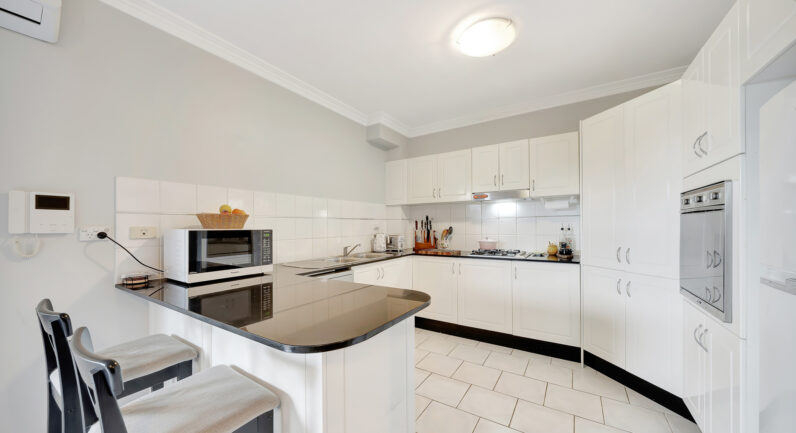 11/48-54 Cecil Avenue, Castle Hill NSW 2154