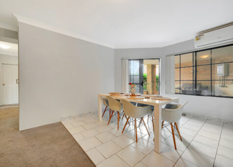 11/48-54 Cecil Avenue