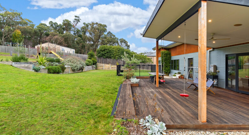 7 Hannah Close, Buninyong VIC 3357