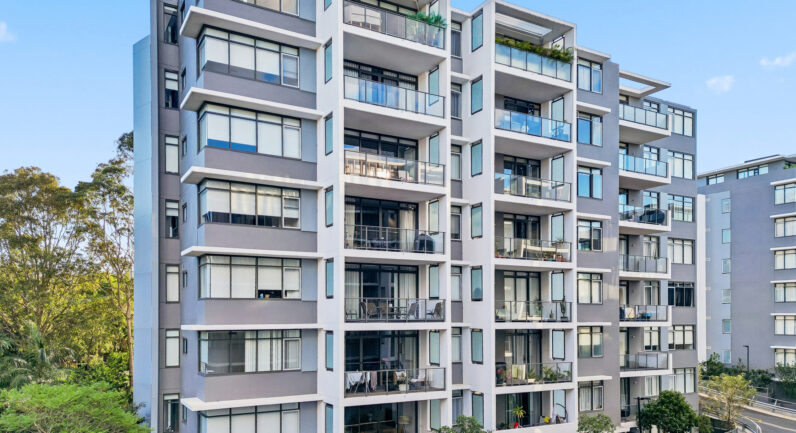 702/10 Waterview Drive, Lane Cove NSW 2066