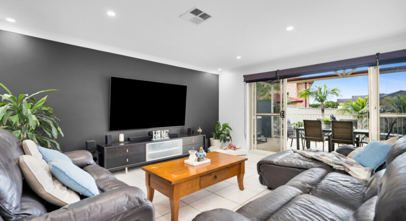 3 Ashmont Place, Prestons NSW 2170