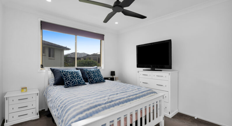 3 Ashmont Place, Prestons NSW 2170