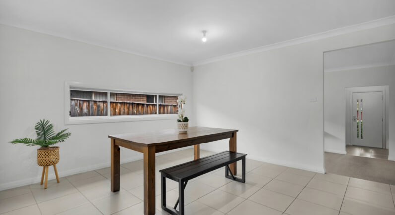 64 Gawler Avenue, Minto NSW 2566