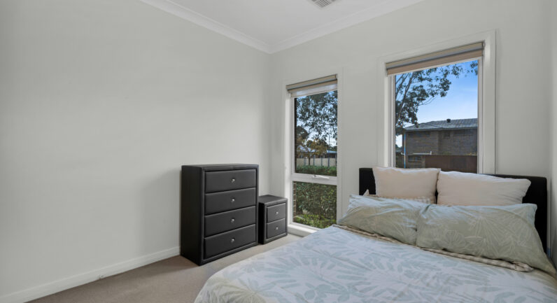 64 Gawler Avenue, Minto NSW 2566