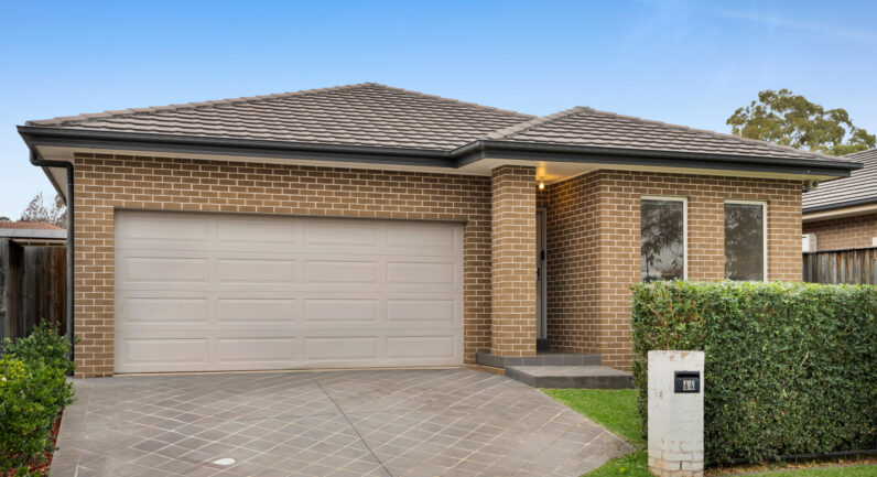 64 Gawler Avenue, Minto NSW 2566