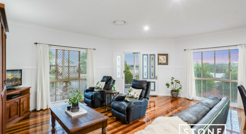 4 Hunter Circuit, Petrie QLD 4502