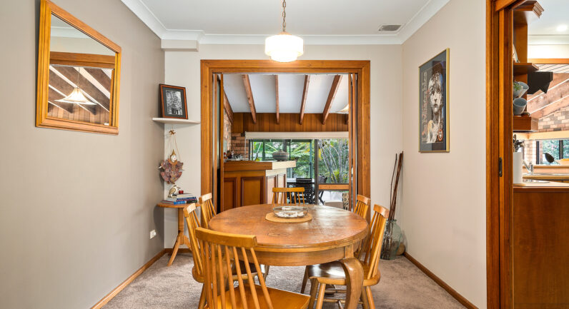 9 Dobell Road, Engadine NSW 2233