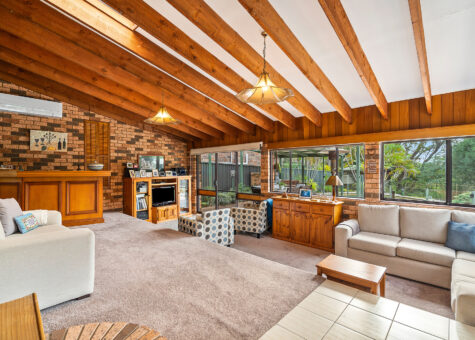 9 Dobell Road