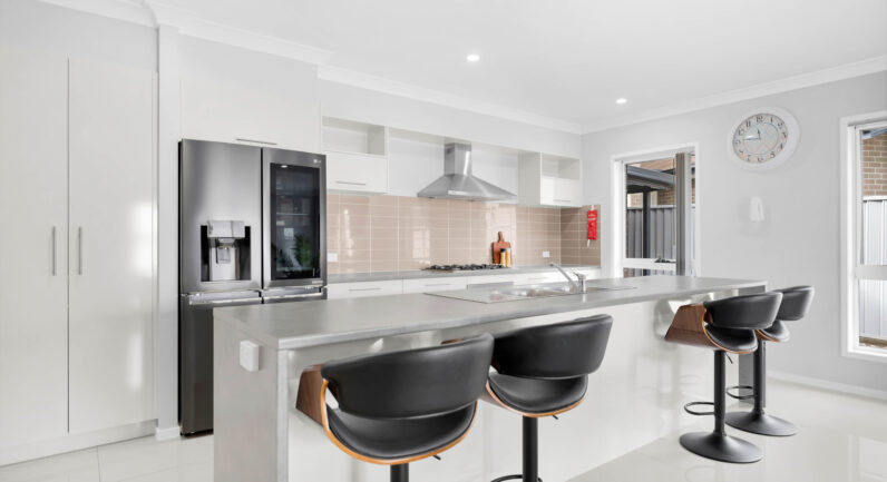 19 Newmarket Street, Currans Hill NSW 2567