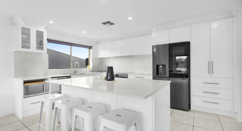 3 Ashmont Place, Prestons NSW 2170