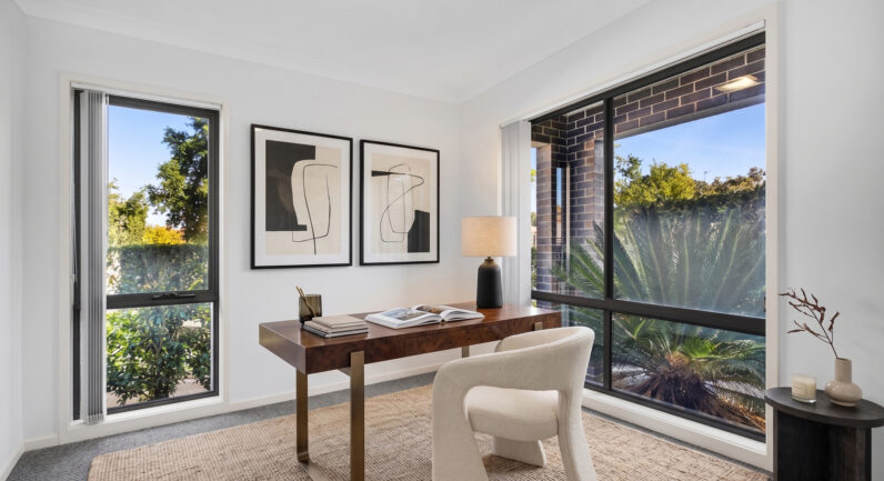 76 Minorca Circuit, Spring Farm NSW 2570