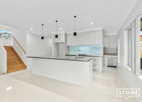 8 Haven Close