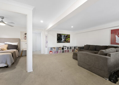 11 Hart Street