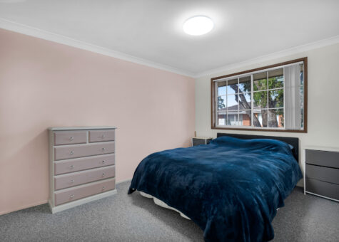 7/4-5 Welch Place