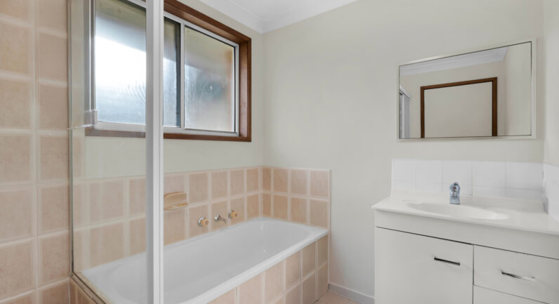 7/4-5 Welch Place, Minto NSW 2566