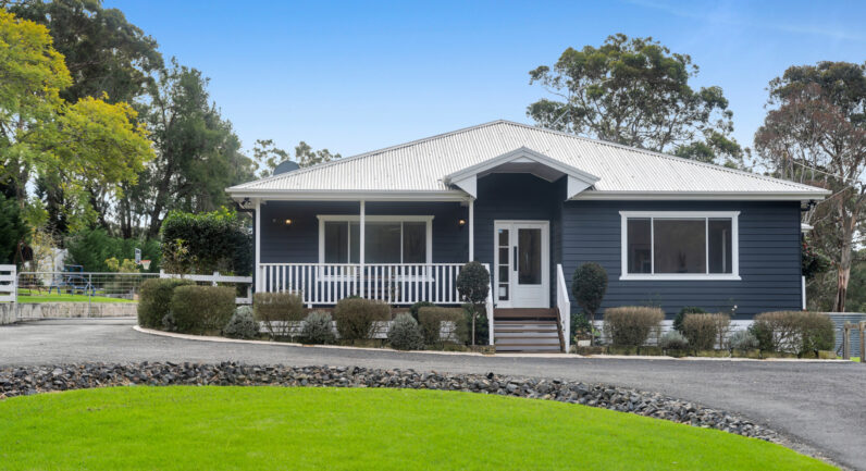 70 Skarrats Lane, Lakesland NSW 2572