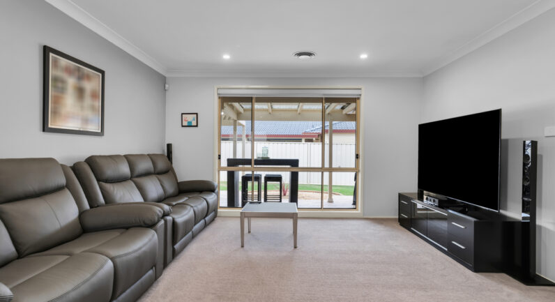 14 Halcyon Court, Harrington Park NSW 2567