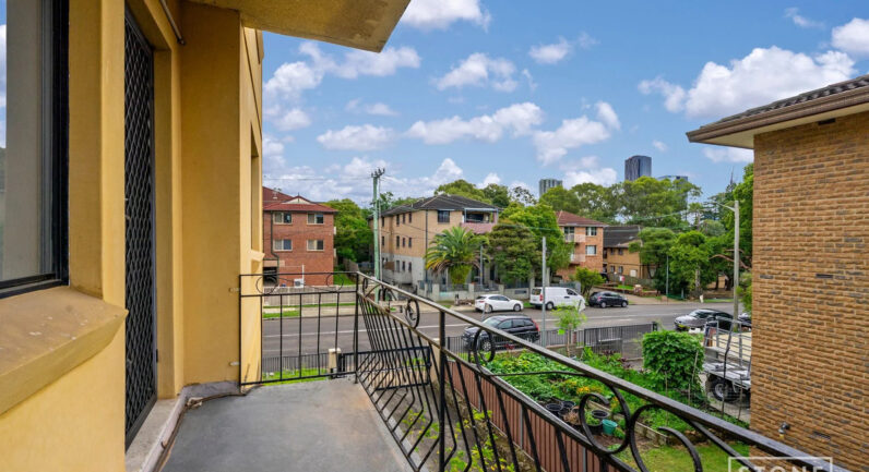 3/35 Harris Street, Harris Park NSW 2150
